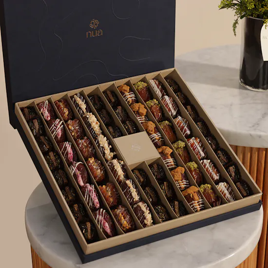 Nua Exclusive Dates Box | Elegant Touch Flower Vase