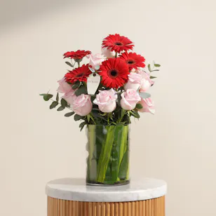 A Love Moment Flower Vase A Love Moment Flower Vase