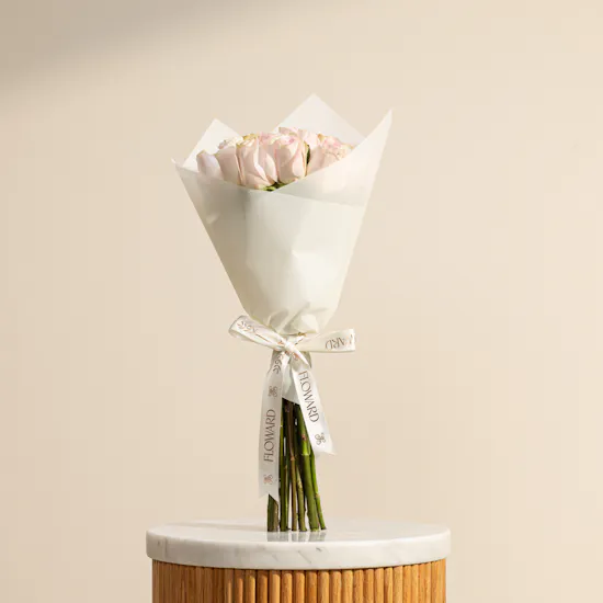 Magic in Bloom Pink Roses Vase | 15 Flowers