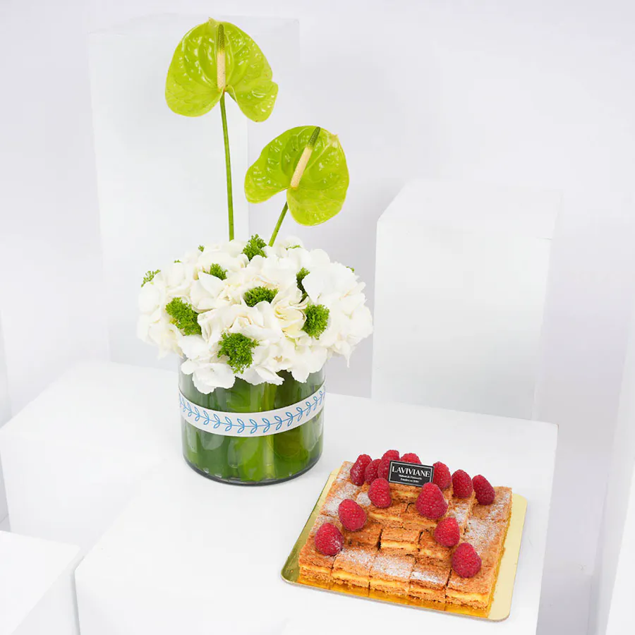 Laviviane Mille Feuille Bites Big Box | Spring Vase 2