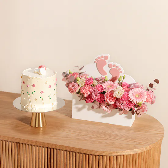 Floward New Baby Girl Cake | Blooms Tray