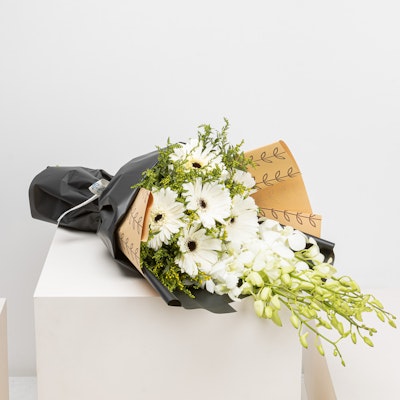 White Flowers Bouquet |Black Wrap