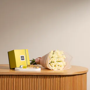 Patchi Chocolates Box | White Roses Patchi Chocolates Box | White Roses