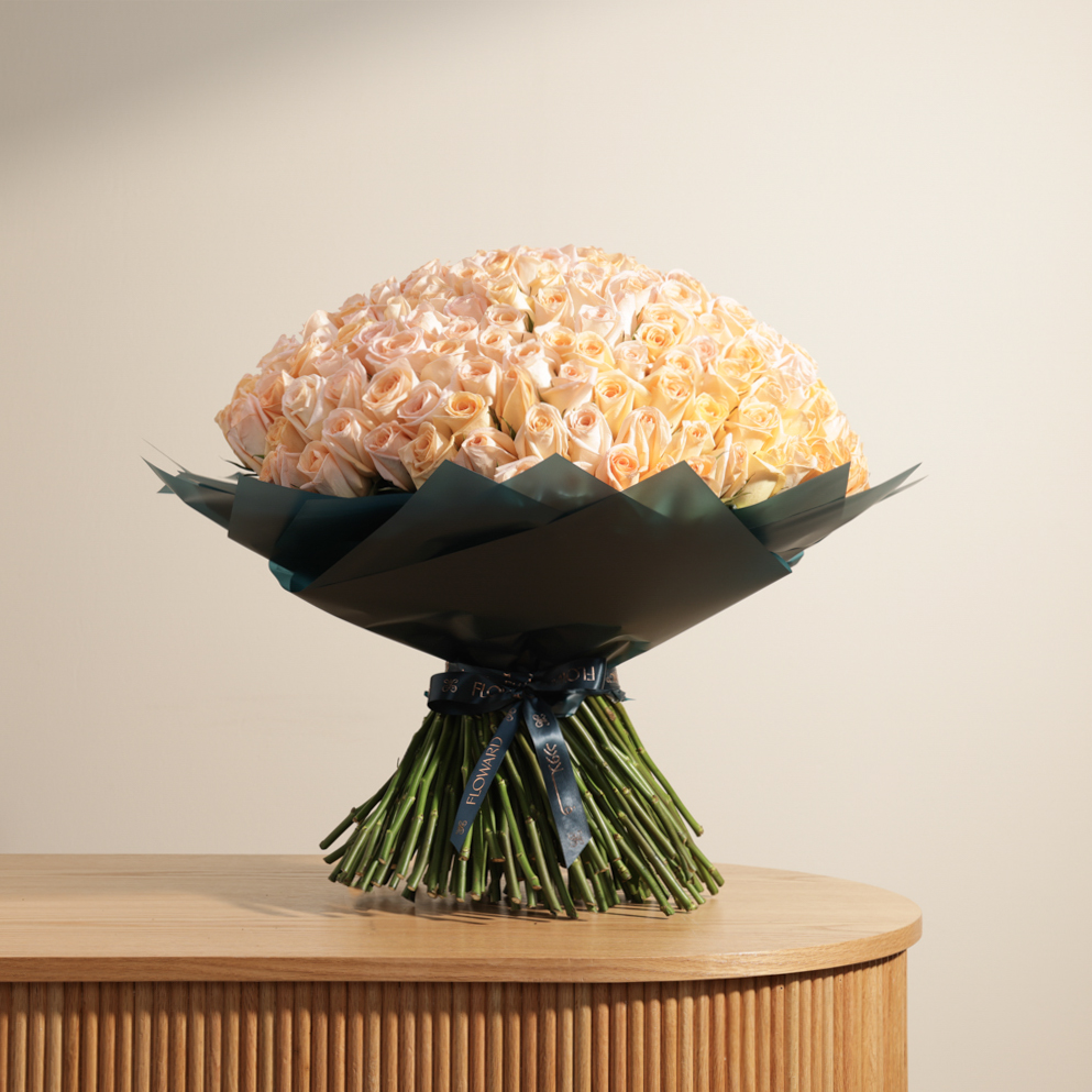 باقة جوري برتقالي فاتح براقة | 250 زهرة