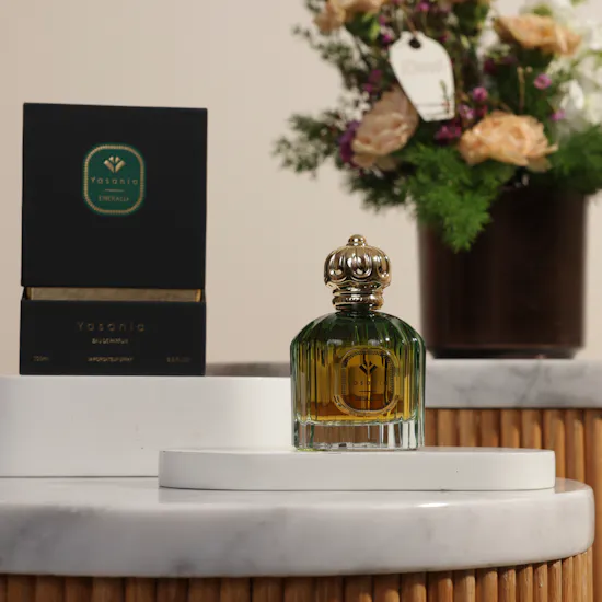 Yasania Emerald Unisex EDP | Treasured Flowers Vase