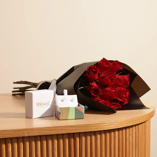 Miss L by L'azurde Earrings | Red Flowers Bouquet