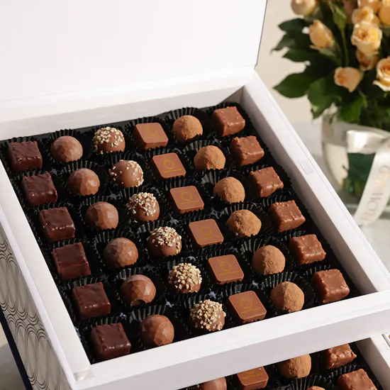 Sweetzerland Prestige Chocolate Box | Birthday Baby Roses Vase