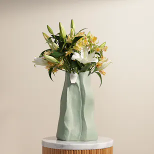 Enchanted Flowers Vase 
