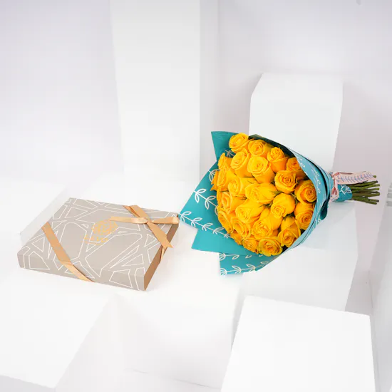 Levo Chocolate Box | Yellow Roses