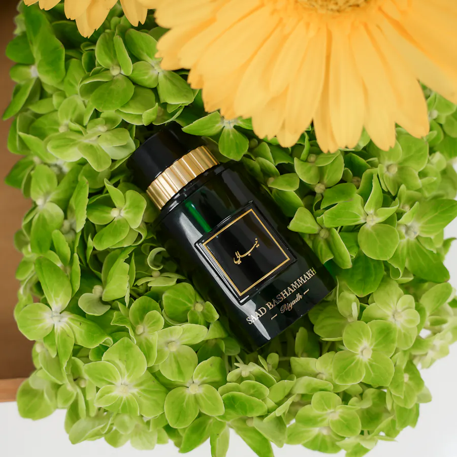 Saad Bashammakh Dehn Oud Nepali | Bright Flowers Tray 2