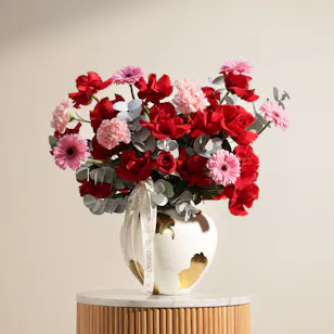 Velvet Blush Harmony Flower Vase
