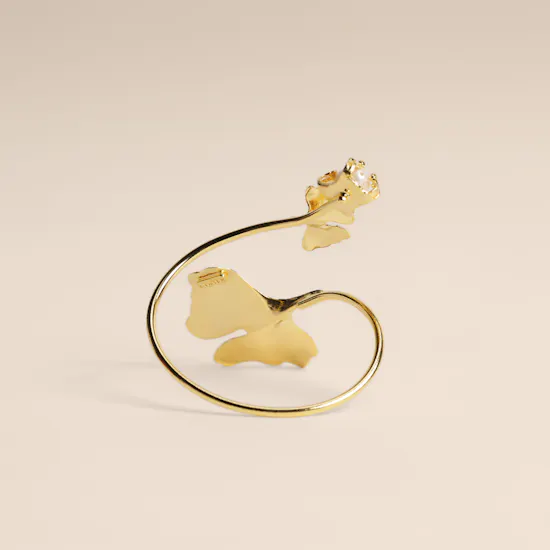 Lynyer Twisted Flora Pearl Gold Plated Bracelet