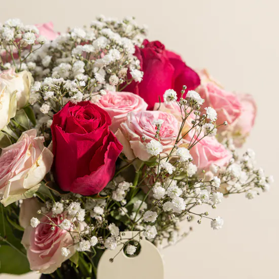 Sweet Entwining Rose Vase
