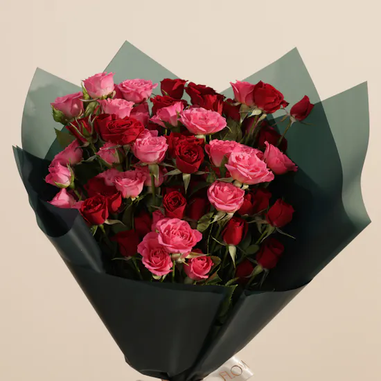 Soft Enchantment Flower Bouquet | 15 Flowers