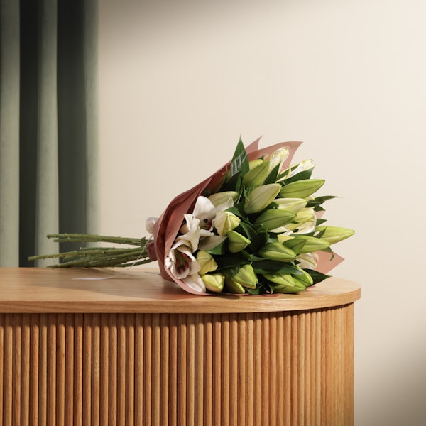 Timeless White Lilies Bouquet | 12 Flowers