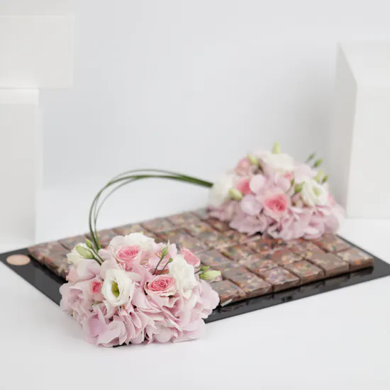 Floward Chocolates Tray | Pink Baby Rose