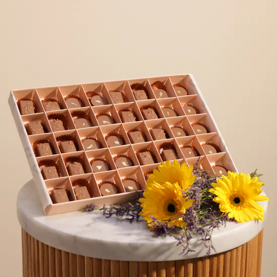 Floward Mix Chocolate Box | Delight Flowers