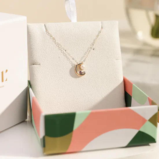 Miss L' by L'azurde Gold Elegant Necklace | Serenity Flowers Vase