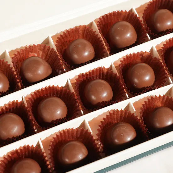 Floward Essence of Joy Small Chocolate Box