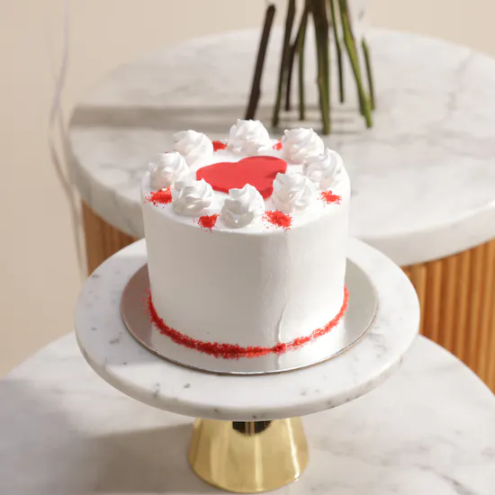 Floward Red Velvet Mini Cake | Roses Bouquet and Birthday Balloon