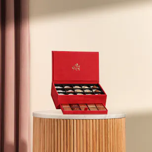 Godiva Small Royal Chocolate Box