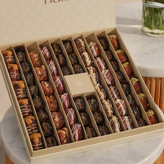Nua Stuffed Dates Box | Get Well Soon Flower Vase
