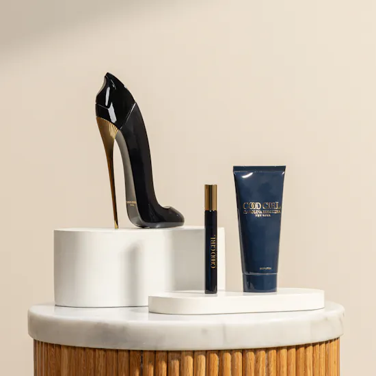 مجموعة عطر جود جيرل او دي بارفيوم للنساء من كارولينا هيريرا