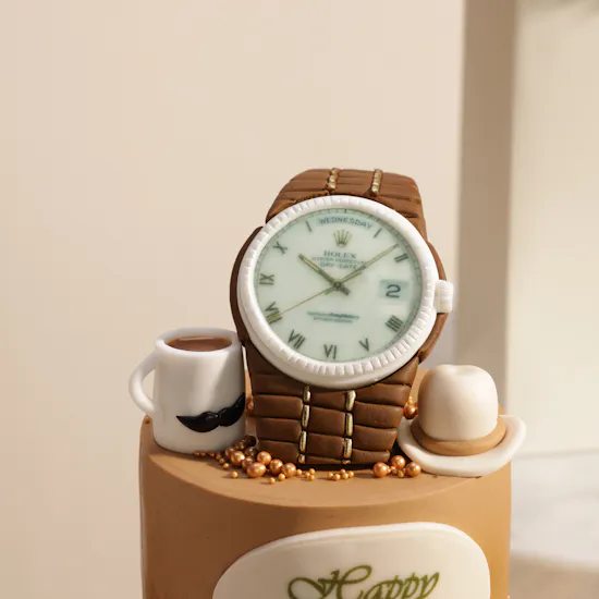 Floward Golden Moments Celebration Cake | Soft Glow Flower Bouquet