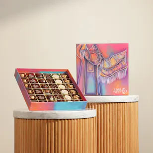 Linne Omani Women’s Day Her Tribute Chocolate Box Linne Omani Women’s Day Her Tribute Chocolate Box