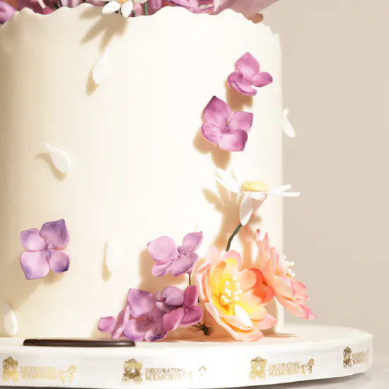 Decoraiting Memories Bloom Garden Cake