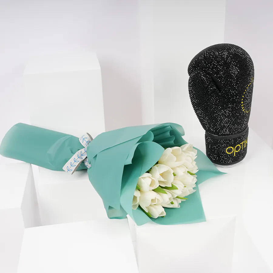 Optimo Boxing Gloves Strass | Tulip Bouquet 2