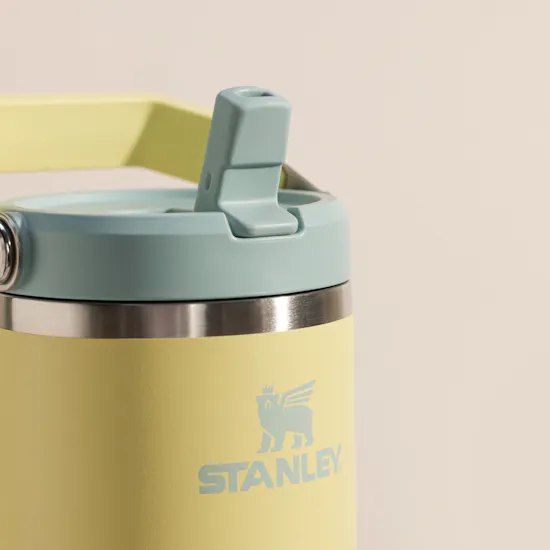 Stanley Classic IceFlow™ Flip Straw Tumbler | Grapefruit