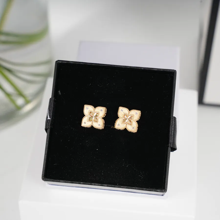 Nava Jewelry Gold Earrings | Red Roses Vase 5