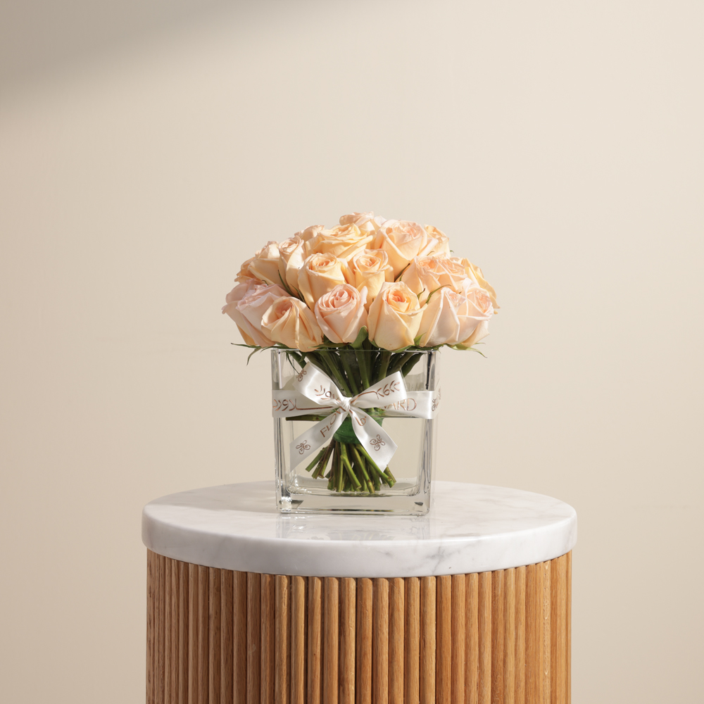 فازة جوري خوخي أنيقة | 35 زهرة