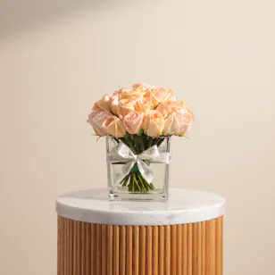 Elegant Peach Rose Vase | 35 Roses Elegant Peach Rose Vase | 35 Roses