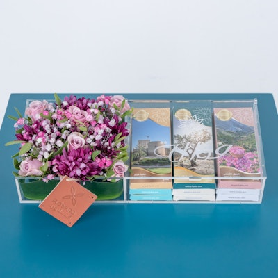   Acrylic box with bar chocolate and Flowers