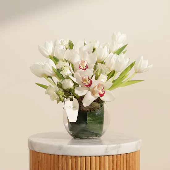 White Symphony Flowers Vase