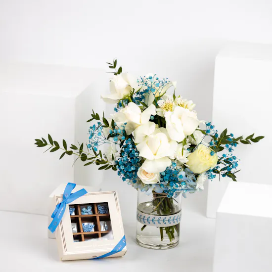 Ghazl Baby Boy Mini Chocolate Box | Blue Flowers