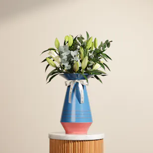 Soft White Lilyum Vase Soft White Lilyum Vase