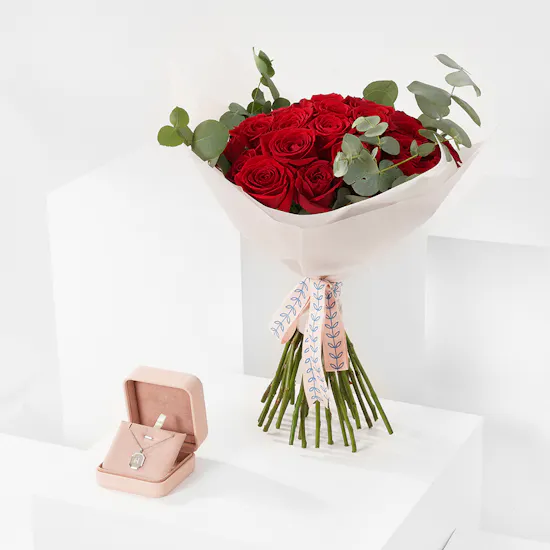 Floward Letter H Silver Necklace | Love Roses