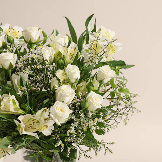 Garden Stillness Flower Vase
