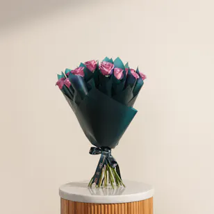 Charming Purple Roses Favors 