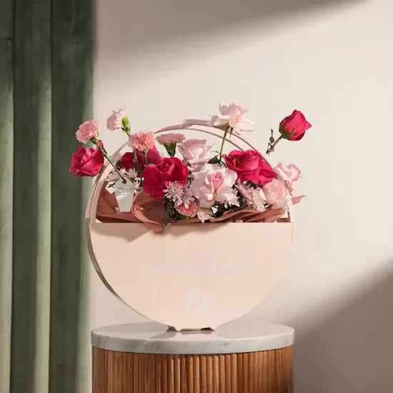 Baby Girl Pink Flower Circle Stand