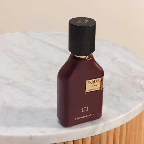 عطر ايكويس 3 ايطاليا من رويال بالاس للجنسين | جوري احمر