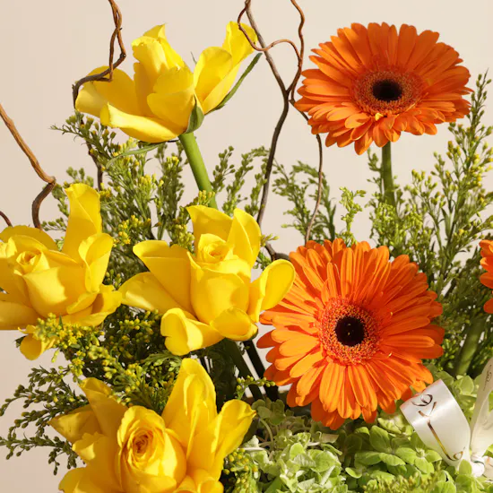 Sunny Grace Flower Vase