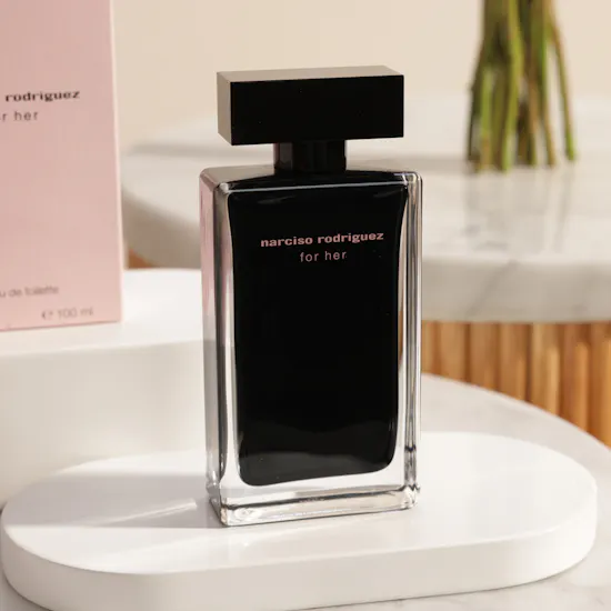 عطر فور هير او دو تواليت للنساء من نارسيسو رودريغز | باقة زهور جمال من نوع آخر