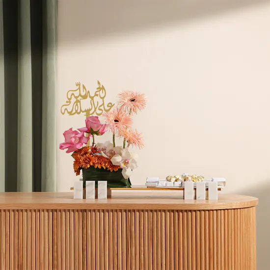 Floward Chocolate Tray | Elegant Roses