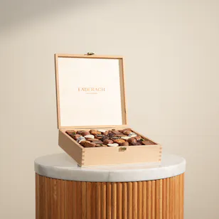 Läderach Assorted Wooden Chocolate Box