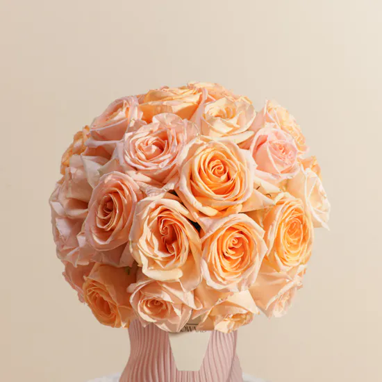 Marvelous Peach Roses Vase