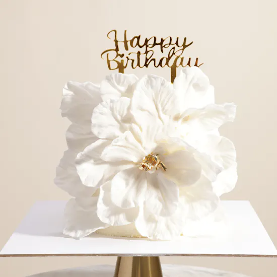 Floward Enchanting White Petals Birthday Cake